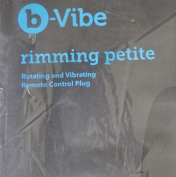 B vibe Petite Rimming Plug - Picture 2 of 4